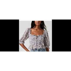 ASTR the Label Half Sleeve Back Cut Out Top ,Size S